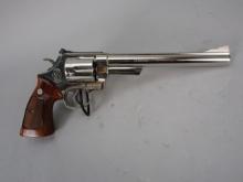 handgun: S&W Model 29-2, Revolver, .44Mag, 6 shot, 8 3/8" barrel, 14" overall, S#N703870