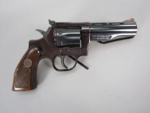 handgun: DAN WESSON Model Unknown, Revolver, .357Mag, 6 shot, 4 1/4" barrel, 10" overall, S#337947