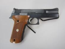 handgun: S&W Model 422, Semi-Auto Pistol, .22LR, 10 shot, 2" barrel, 7 1/2" overall, S#TBM5127