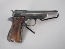 handgun: STAR Model Star Bonifacio SA, Semi-Auto Pistol, .22, 10 shot 4 3/8" bbl 7.25" o/a S#F603382