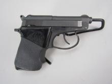 handgun: BERETTA Model 21A, Semi-Auto Pistol, .22LR, 6 shot, 2 3/8" barrel, 5" overall, S#DAA192124