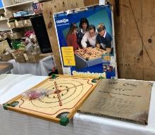 Carrom Gameboard w/Game Pieces & Chinese Checkers Board