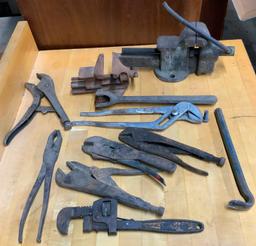 2 Small Vises, Misc Tools