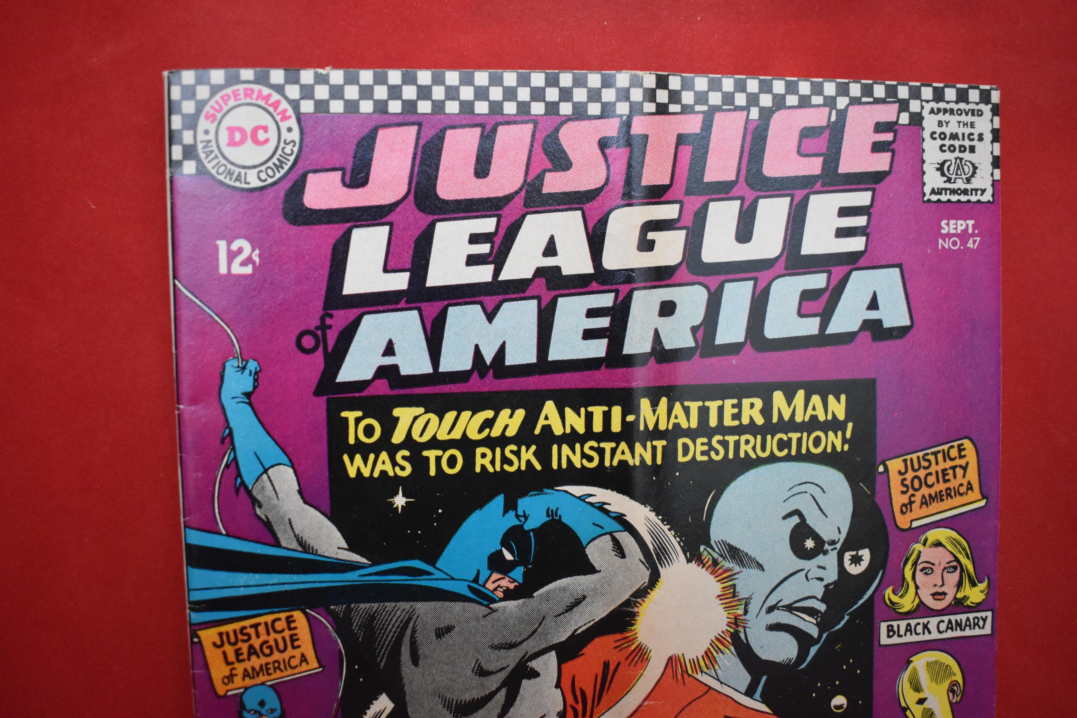 JUSTICE LEAGUE #47 | THE BRIDGE BETWEEN EARTHS - SEKOWSKY - 1966 | *SUBSCRIPTION CREASE*