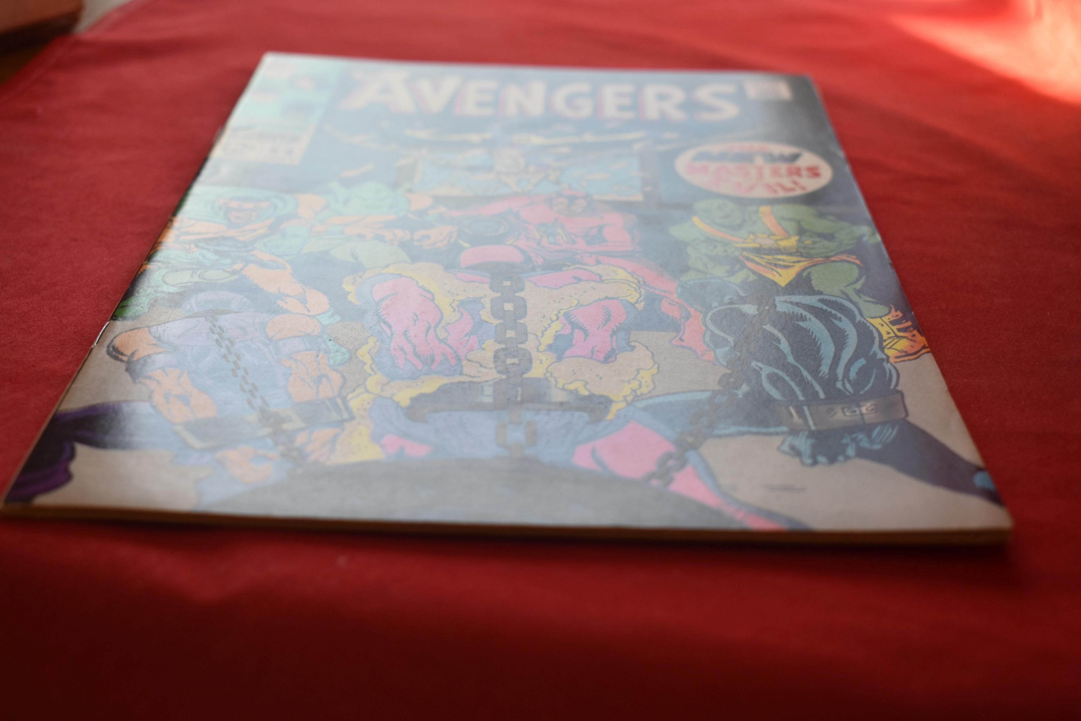 AVENGERS #54 | KEY 1ST CAMEO APP OF ULTRON, 2ND DANE WHITMAN AS BLACK KNIGHT - NICE BOOK!