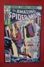 AMAZING SPIDERMAN #160 | MY KILLER, THE CAR! | JOHN ROMITA/GIL KANE - 1976