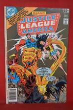 JUSTICE LEAGUE #152 | 2000 LIGHT YEARS TO CHRISTMAS! | RICH BUCKLER/JACK ABEL - 1978