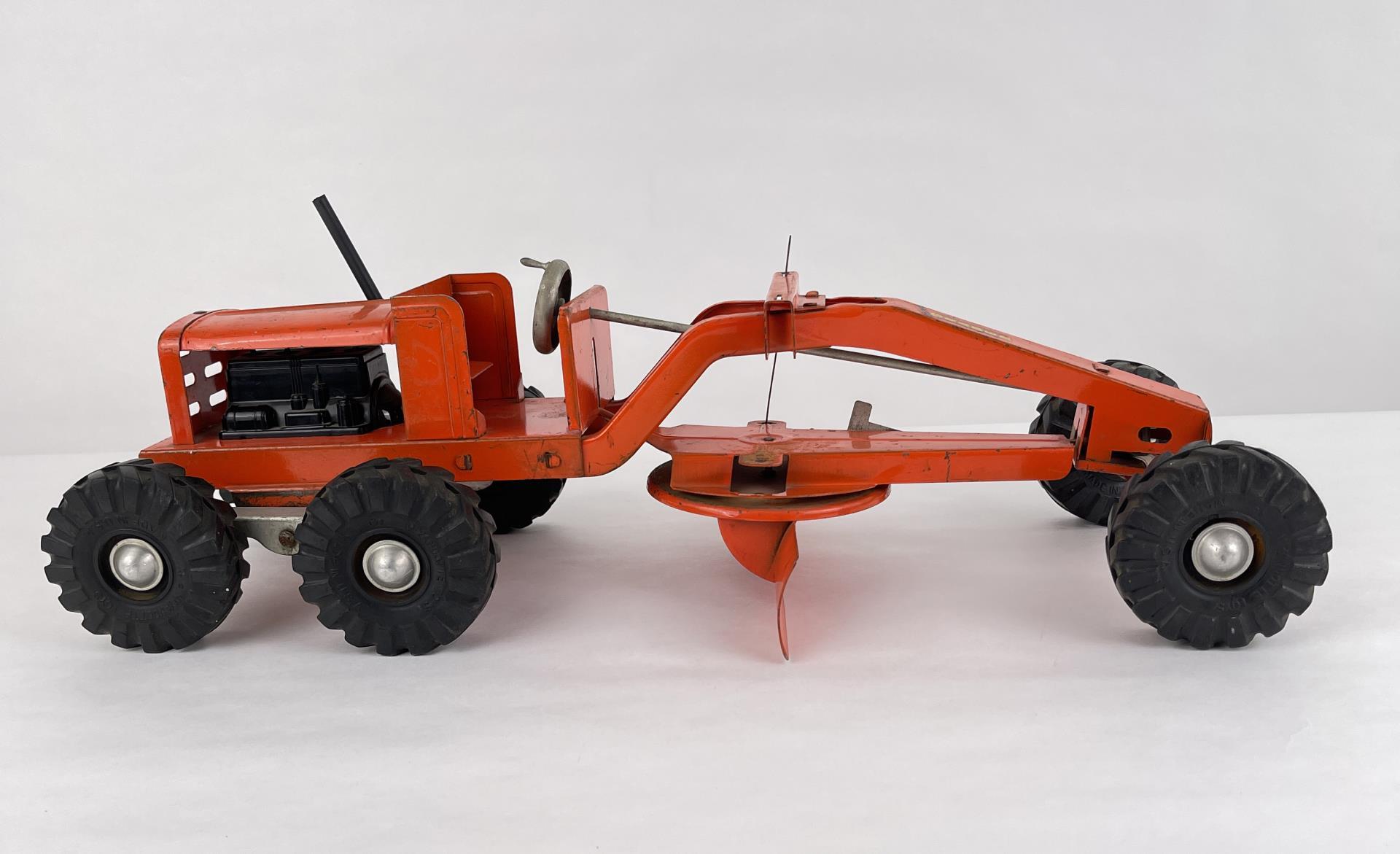 Wyandotte Road Grader Toy