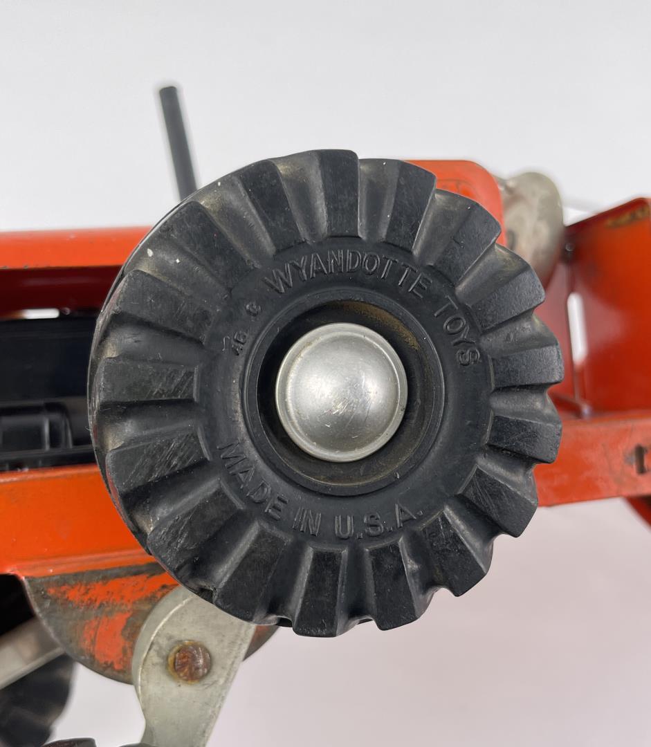Wyandotte Road Grader Toy