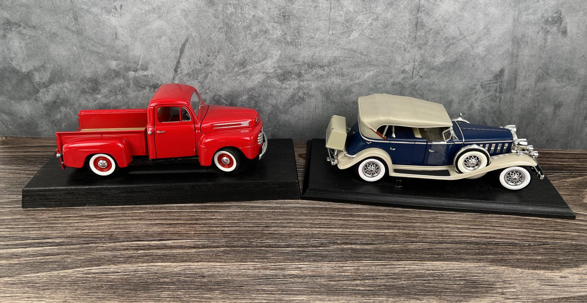 Die Cast Collector Automobiles