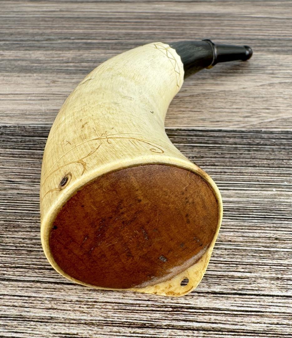 Custom Made Frontier Powder Horn