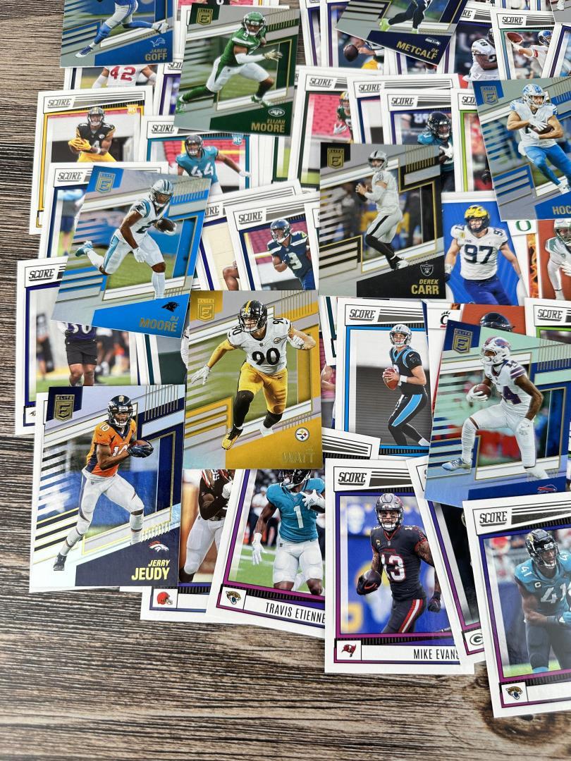 2022 Panini Score Football Cards