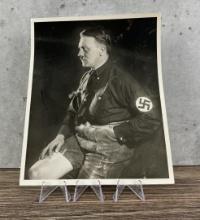 Adolf Hitler Lederhosen Hoffmann Portrait Photo