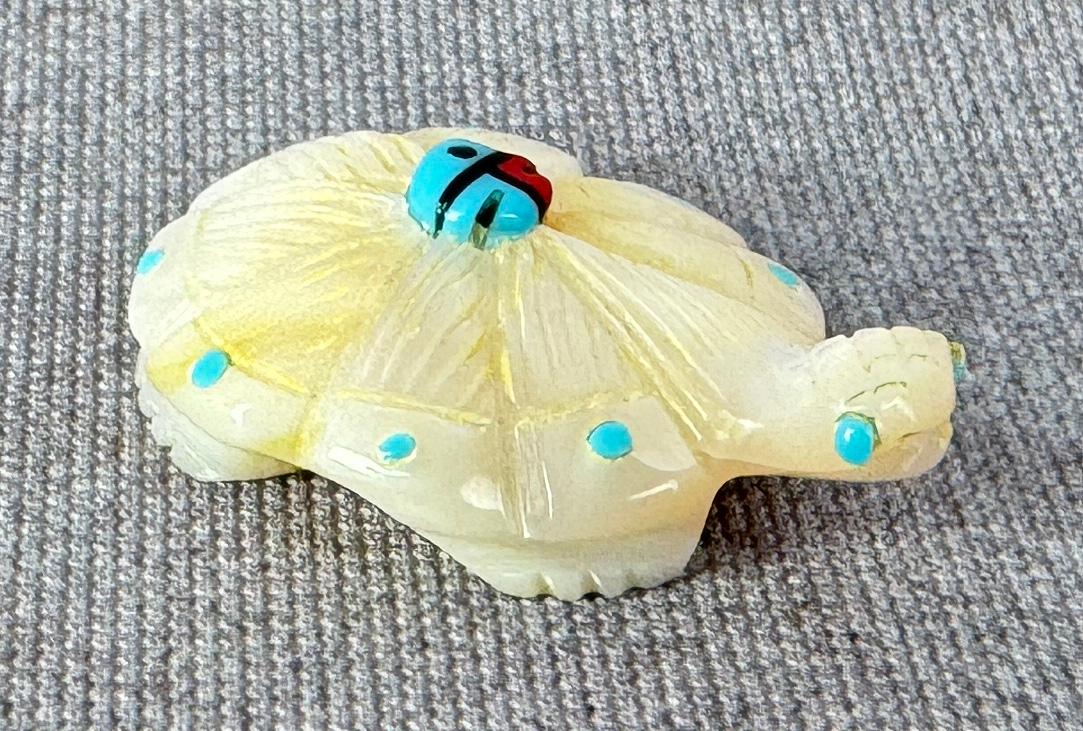 Danette Laate Carved Zuni Turtle Fetish
