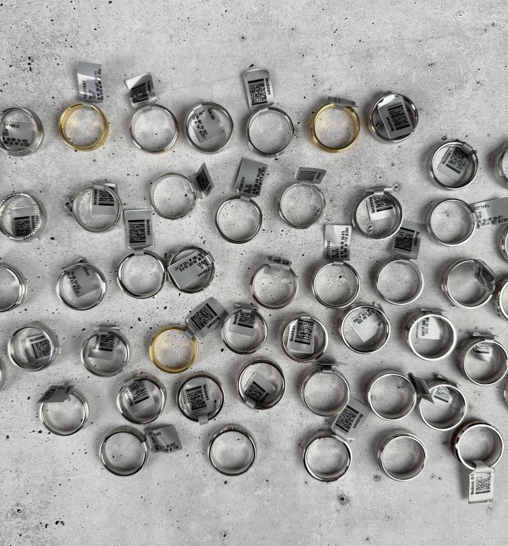 Benchmark Store Sample Rings