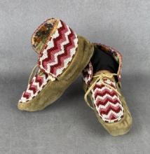 Cree Native American Indian Beaded Moccasins