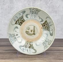 Antique Chinese Swatow Porcelain Bowl