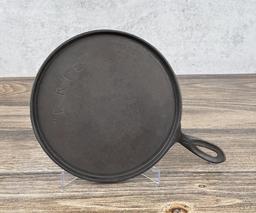 Erie #8 Cast Iron Scoop Handle Griswold Griddle