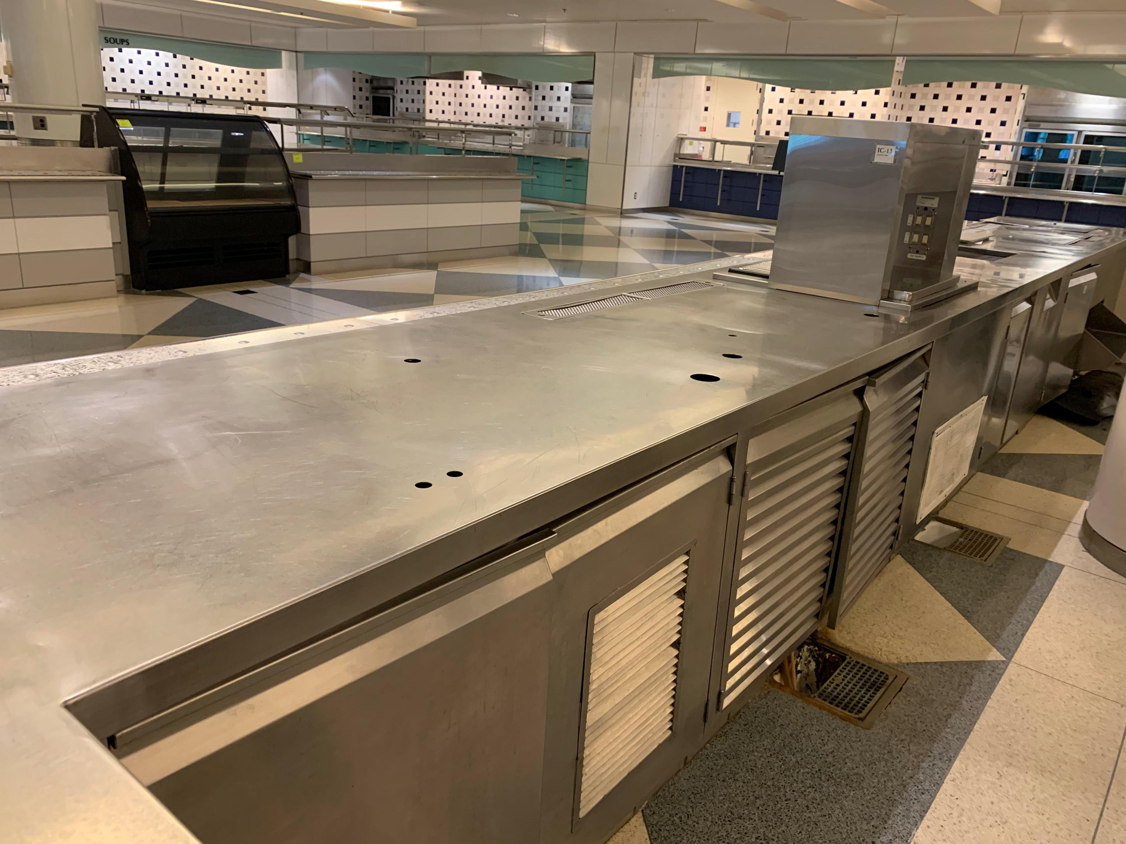 24'5" CAFETERIA COUNTER FOR BEVERAGES, SODA FOUNTAIN WITH ICE MAKER