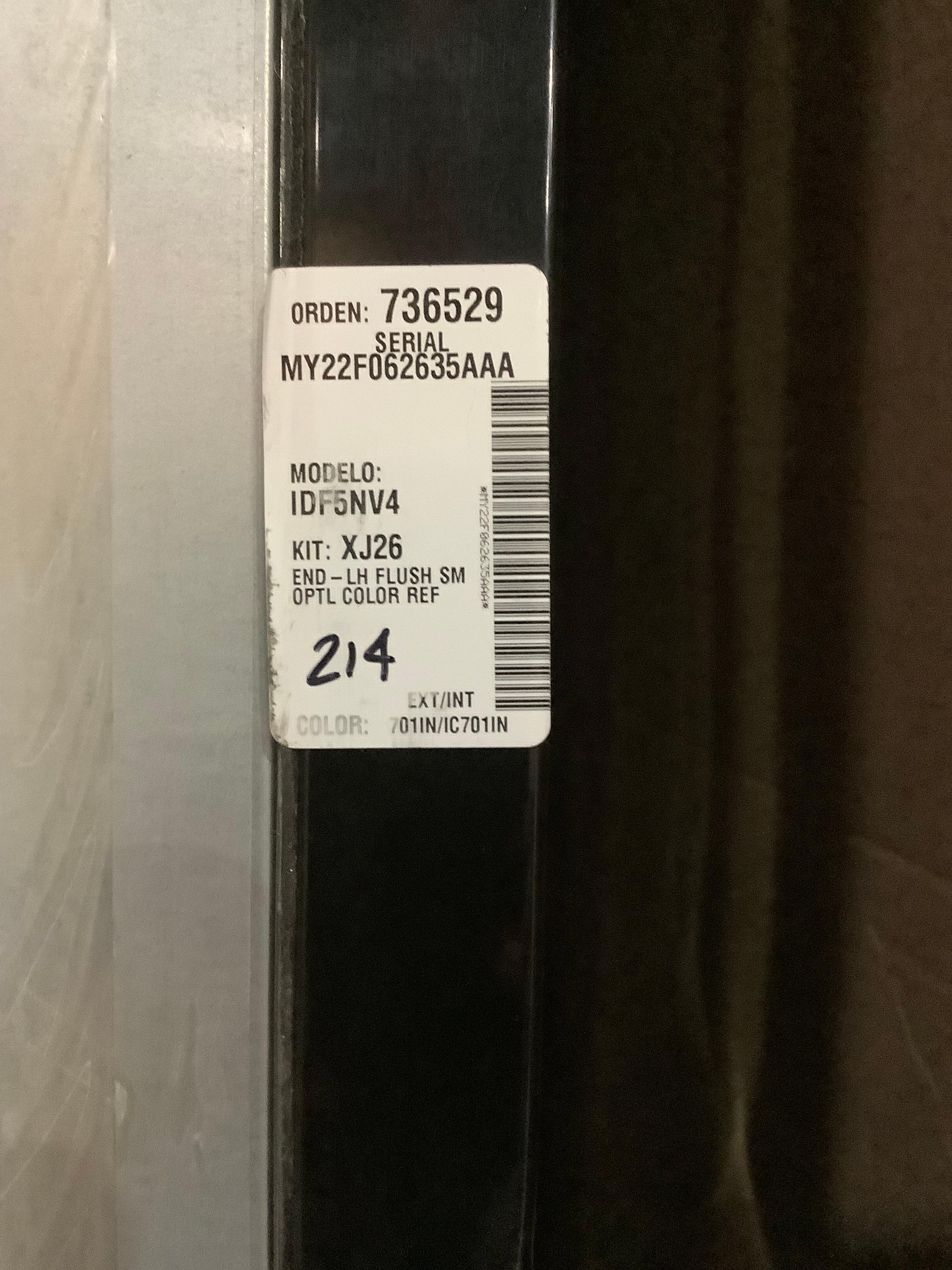 4' water cooled refrigerated case. THIS ITEM LOCATED IN UPPER MARLBORO, MD 20772