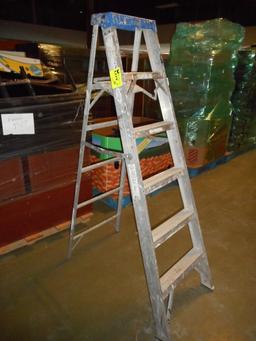 6' ALUMINUM STEP LADDER