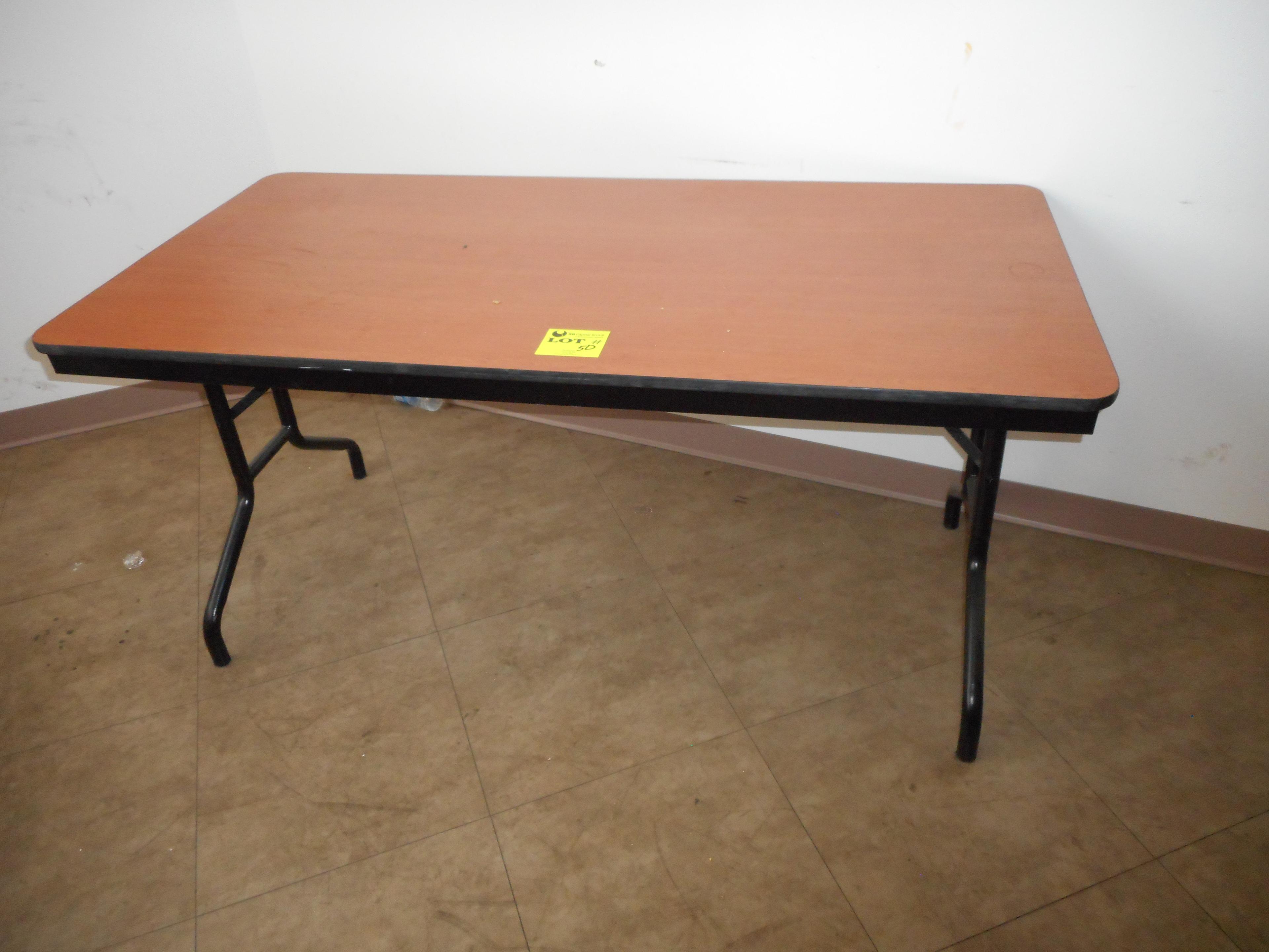 6 FT FOLDING TABLE