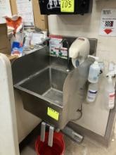 Knee Operated Hand wash station w/soap dispenser