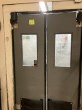 Walk in storage cooler 27’ L x 17’ W x 9’4” tall