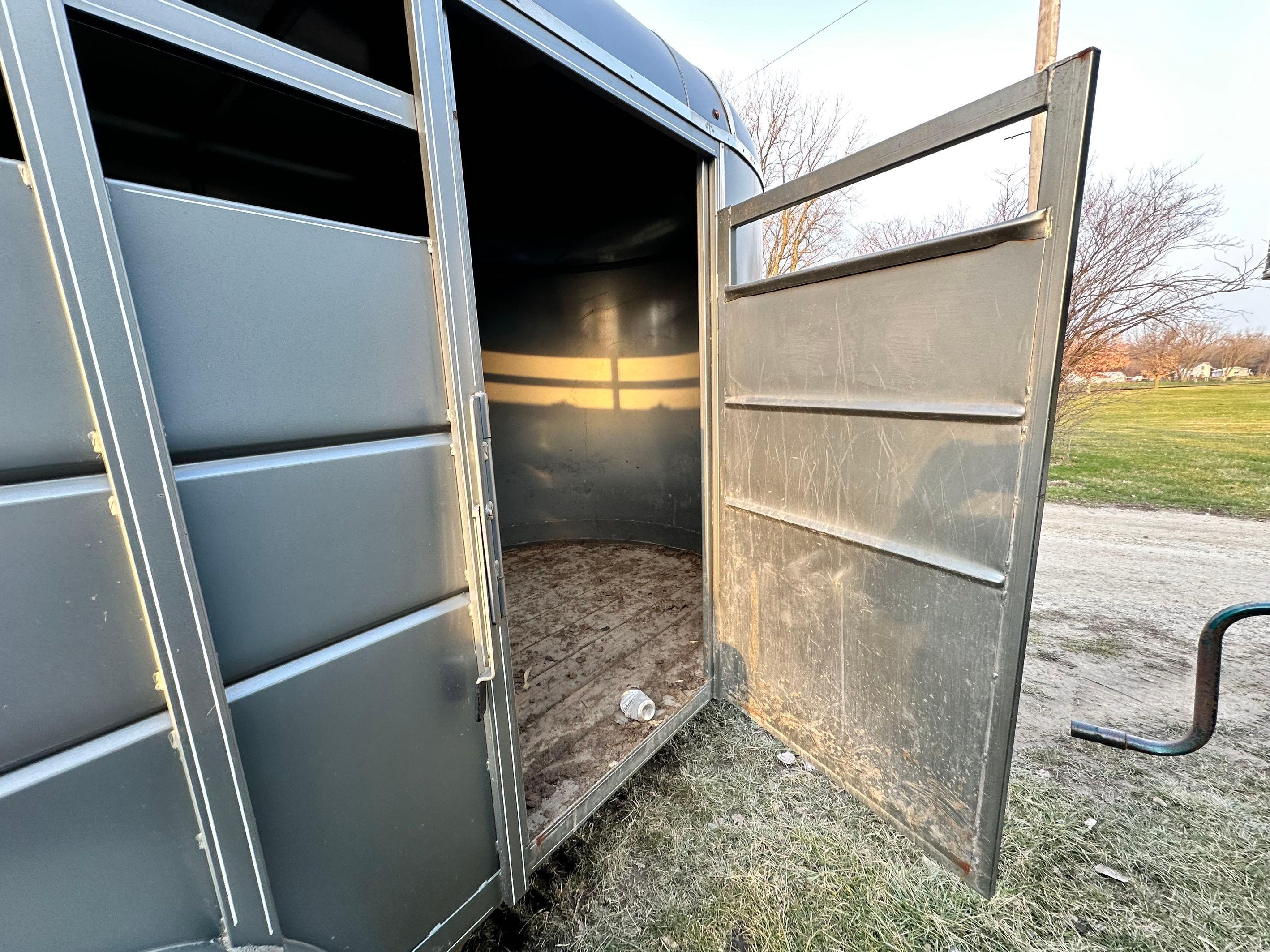 2018 S&S Dura-Line Livestock trailer
