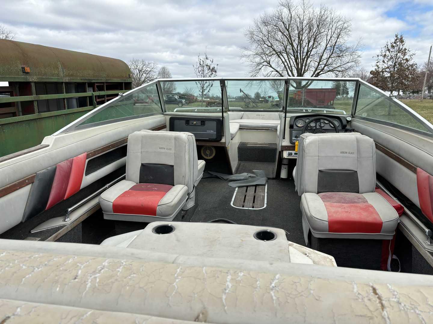 1988 Glasstream