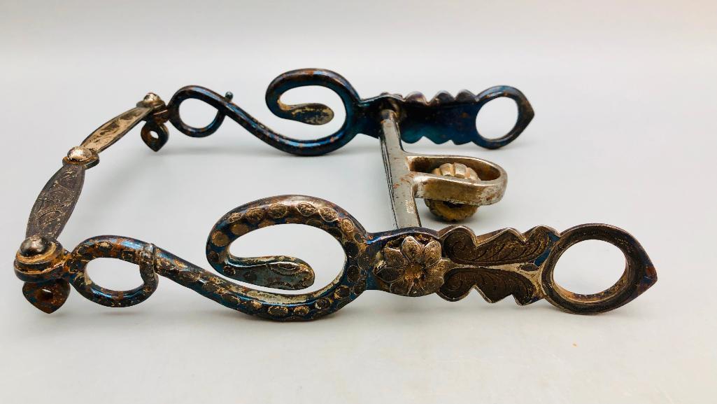 Unique Silver Inlay Snake Bit