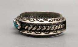 Divine Three Stone Turquoise Bracelet