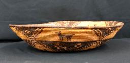 A SUPER and Large Old Native American (Yavapai / Apache) Figural Design Basket