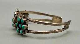 Vintage Flower Pattern Cluster Bracelet