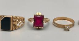 Group of Four 10K Gold Rings