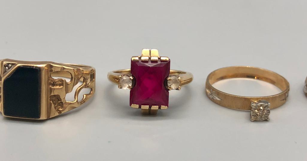 Group of Four 10K Gold Rings