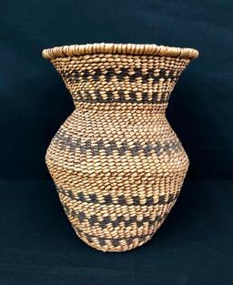 Vintage Apache Tus Basket