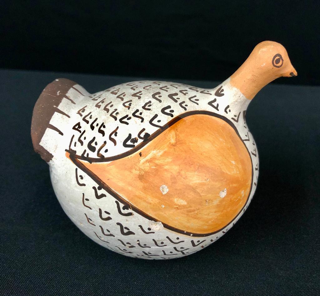 Two Acoma Effigy pots by Juana Leno (1917-2000)