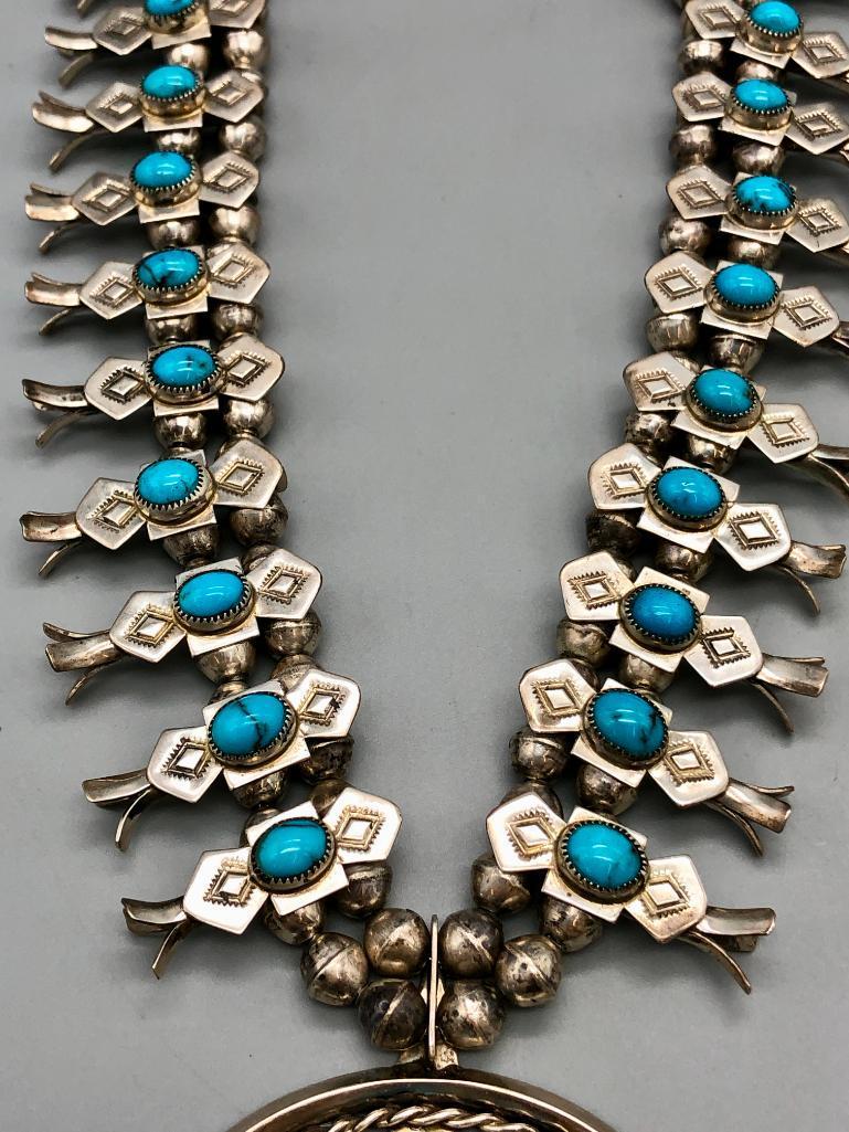 Vintage Box Bow Squash Blossom