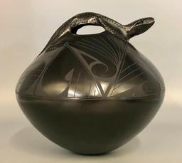 Unique Lizard Pot by Rosa Quezada
