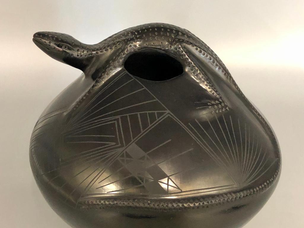 Unique Lizard Pot by Rosa Quezada