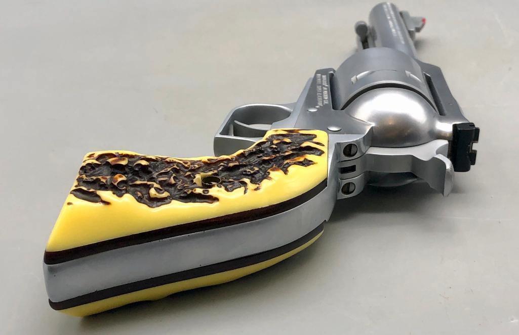 Ruger New Model Super Blackhawk Revolver