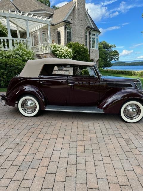 1937 Ford Phaeton