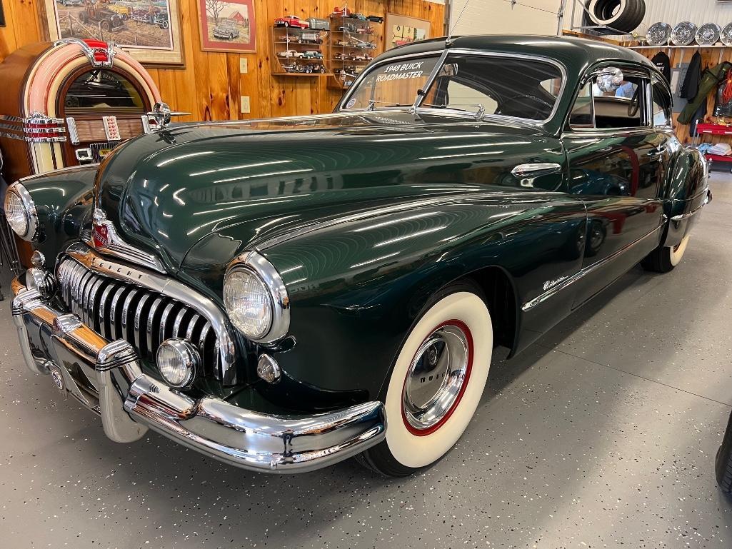 1948 Buick Roadmaster Sedanet