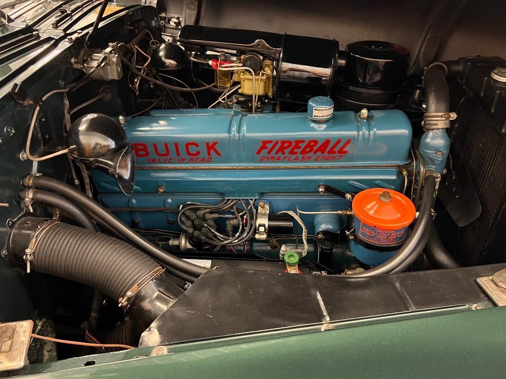 1948 Buick Roadmaster Sedanet