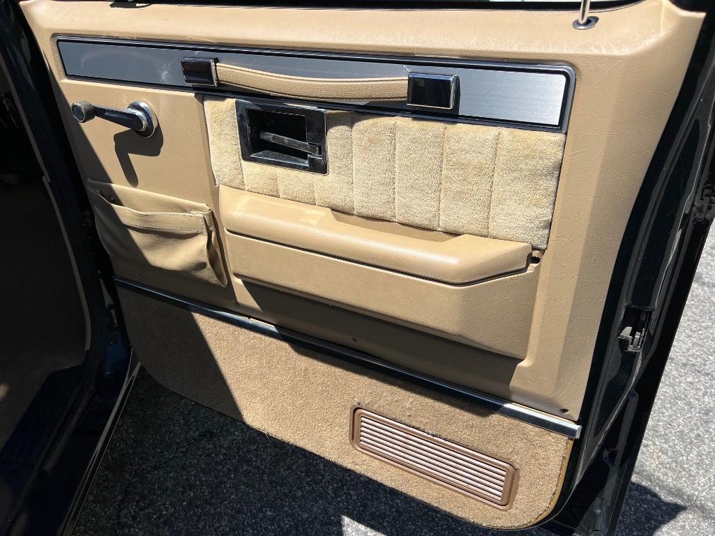 1982 Chevrolet Silverado C10 Short-Box