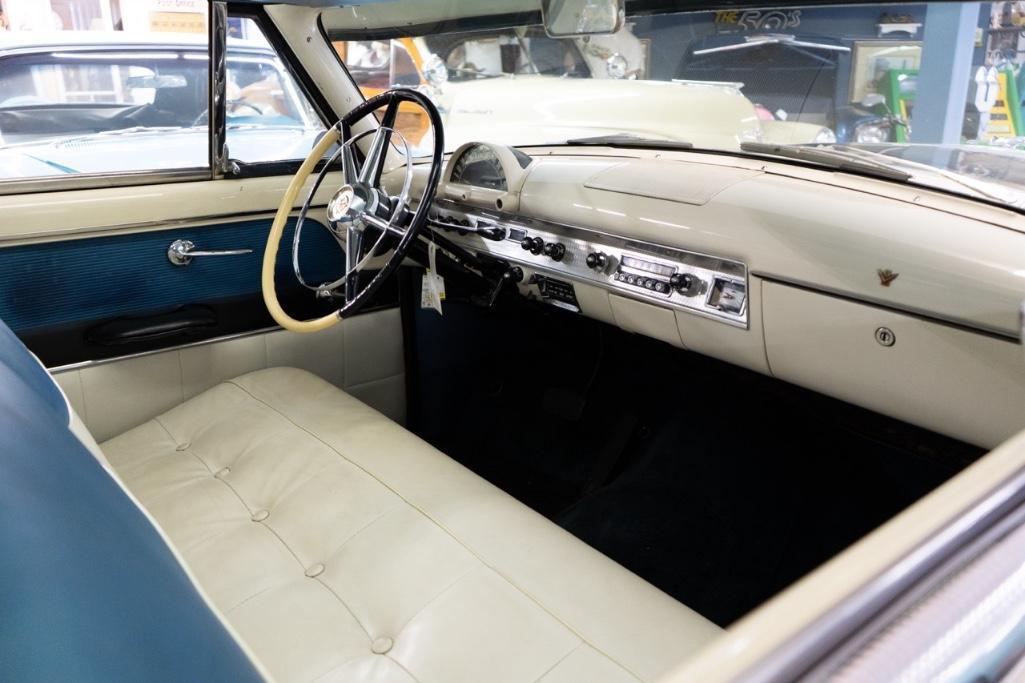 1954 Ford Crestliner Skyliner