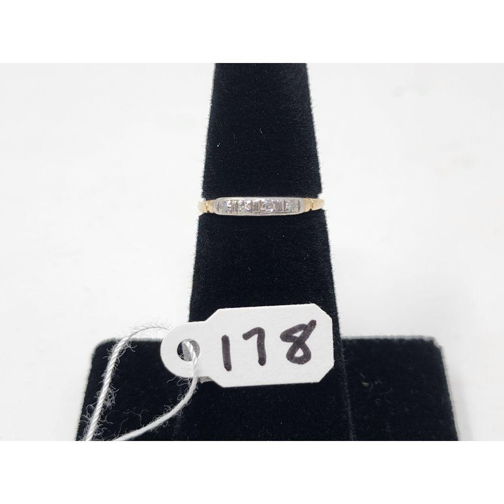 1.3g 14k Yellow Gold/Diamond Size 4 1/2