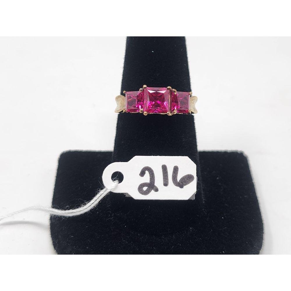 3.0g .925 Silver w/ Gold Overlay/Unknown Stone Size 6 3/4