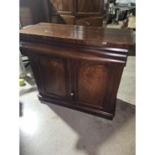Antique English Bar